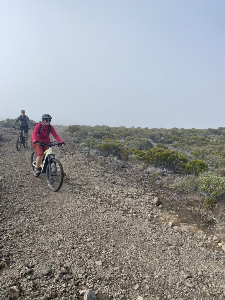 Sortie VTT électrique au volcan : vivez le Piton de la Fournaise en E‑VTT